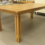 756 2253 DINING TABLE